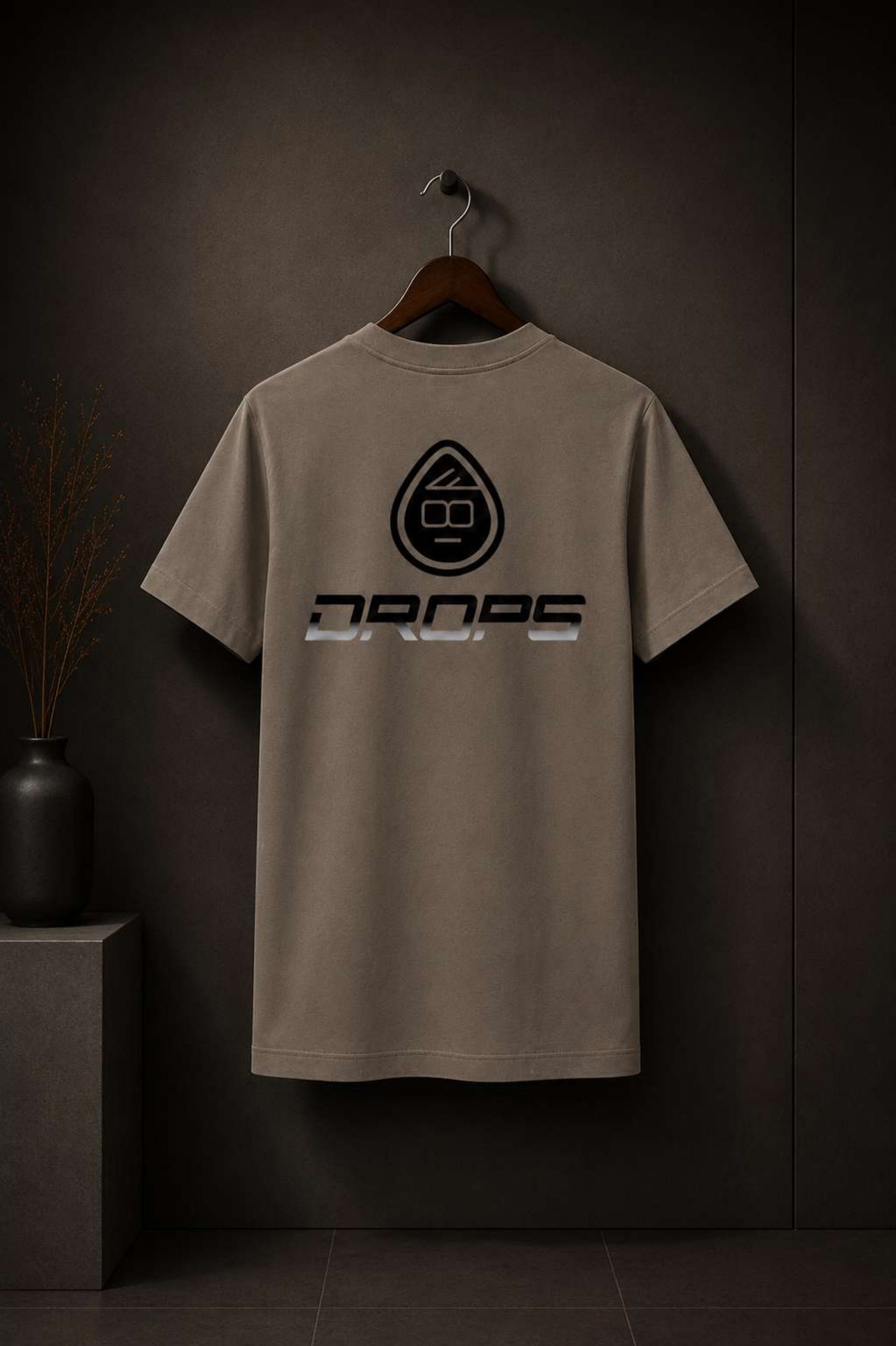 T-Shirt Tortora — retro